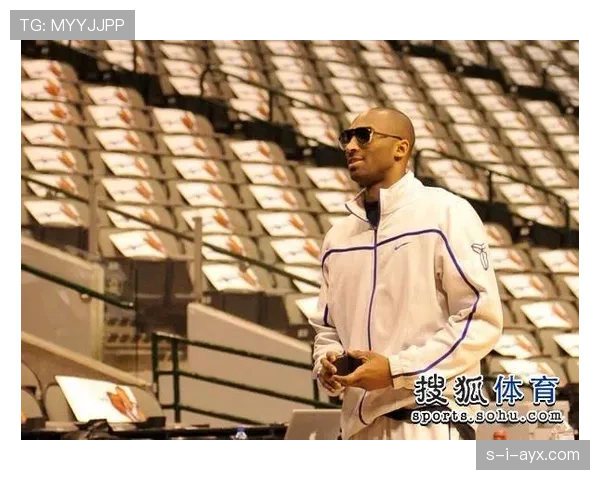 罗比湖人三分王称号加身，球场表现惊艳全场