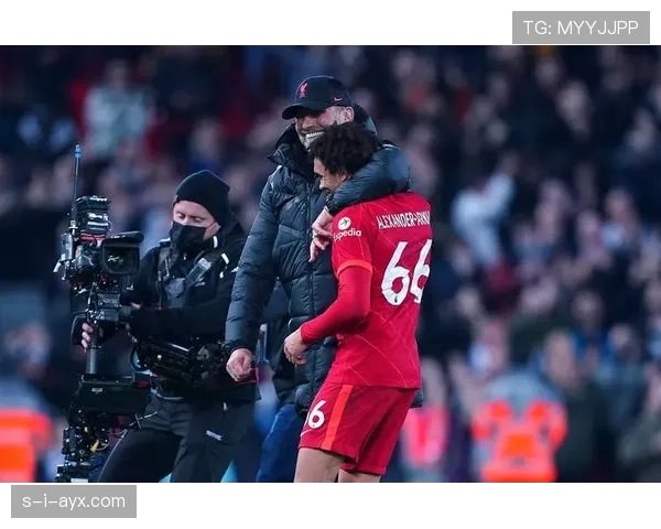 克洛普战术再引热议，球队凝聚力成制胜关键