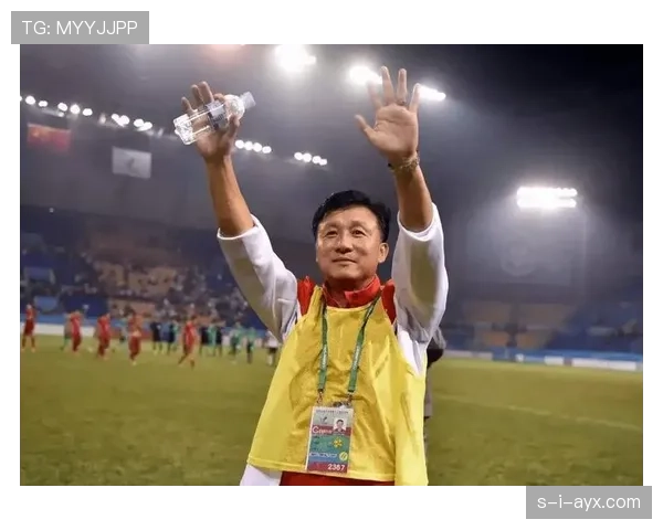 埃因霍温青训再结硕果，新星闪耀赛场引关注