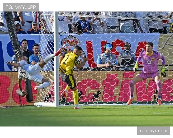 多特蒙德中场硬仗表现波动，持续高强度对抗下稳定性面临考验